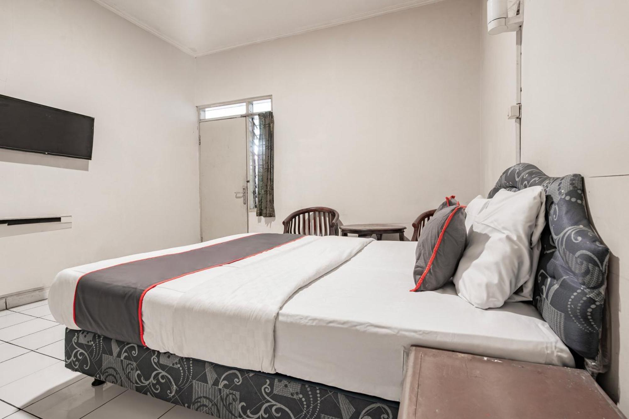 Collection O Hotel Sanira Bandung Exterior foto
