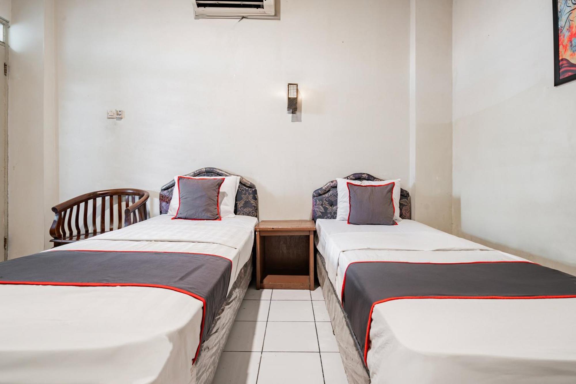 Collection O Hotel Sanira Bandung Exterior foto